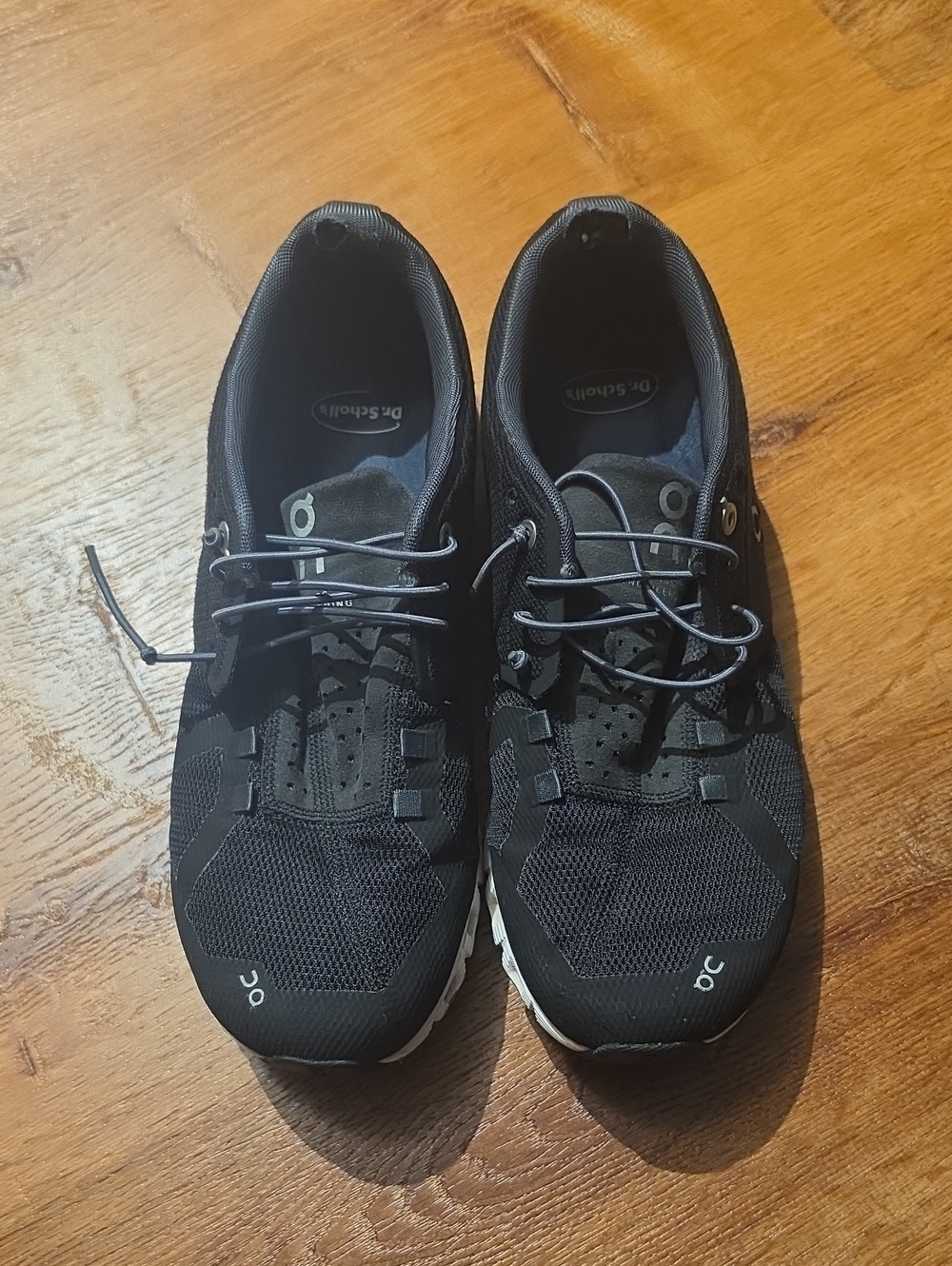 On Running Womens 9.5